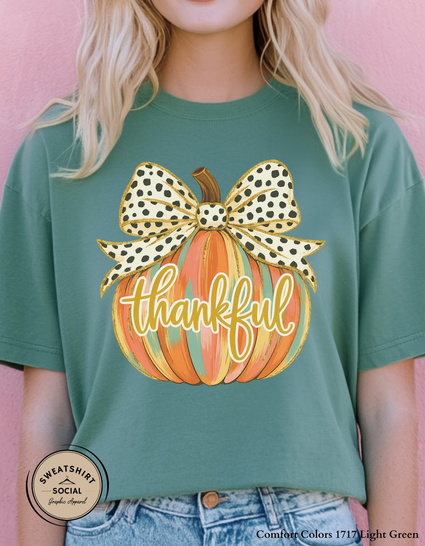 Thankful Polka Dot Bow Pumpkin Shirt – Fall Thanksgiving Tee (Adult Sizes S–2XL)