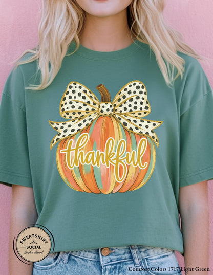 Thankful Polka Dot Bow Pumpkin Shirt – Fall Thanksgiving Tee (Adult Sizes S–2XL)